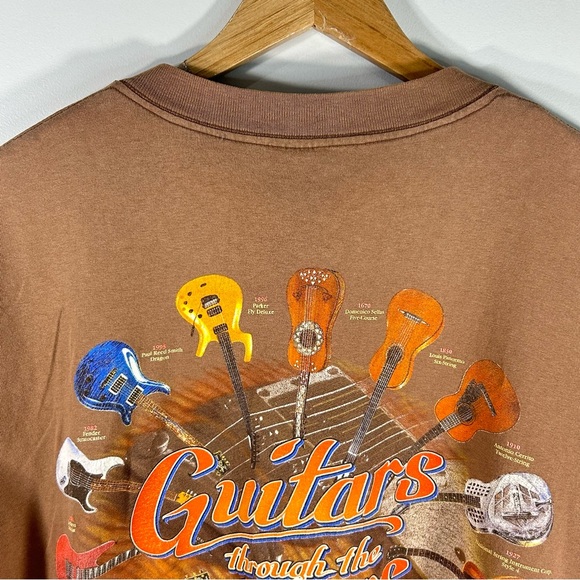 Gildan Heavy Weight Vintage ‘98 “Guitars through the Years” Tee Shirt; Men’s XL - Picture 6 of 14